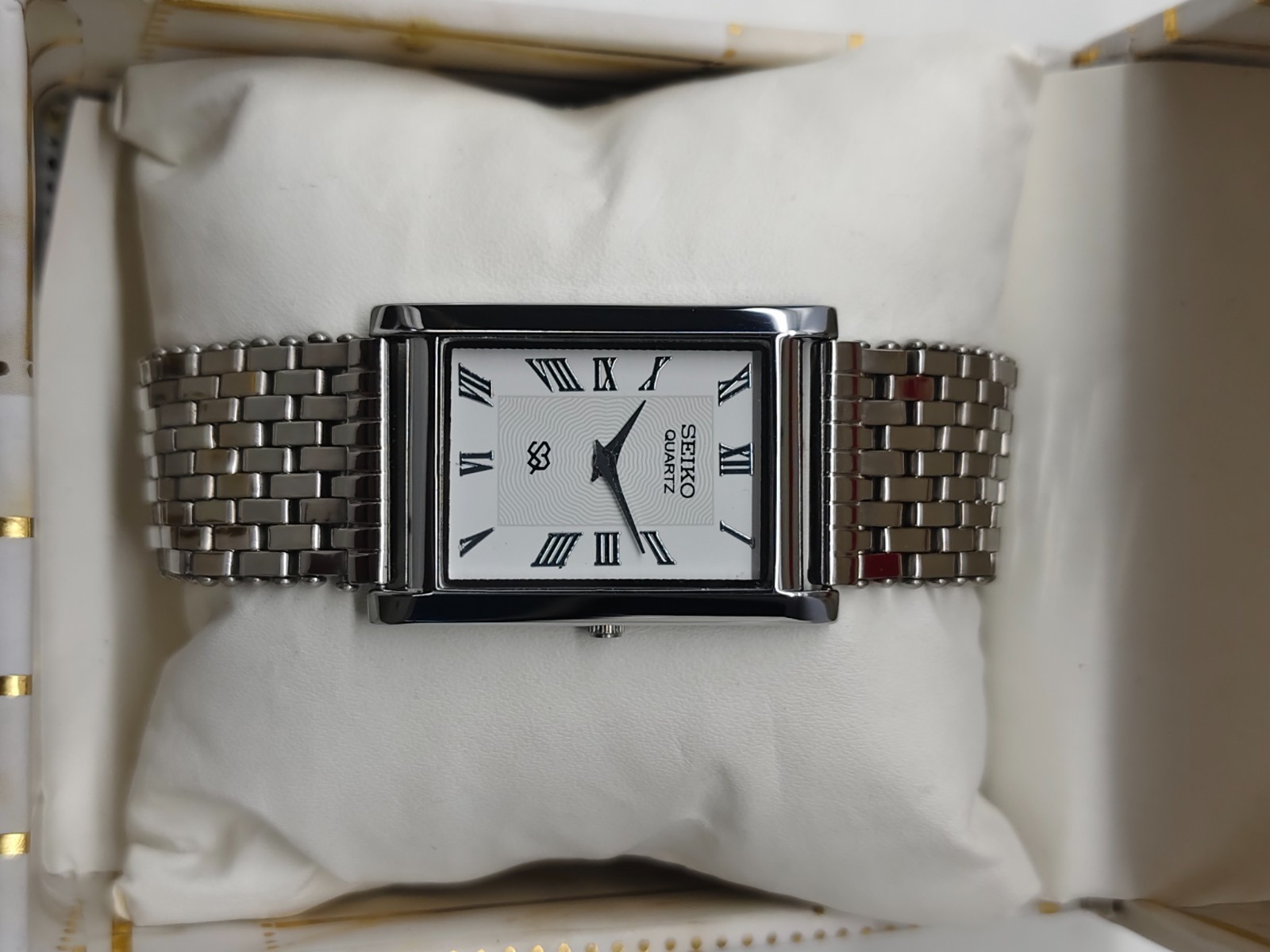 Vintage Refurbished Seiko Slim Tank White Quartz Japan Men s Wrist Watch