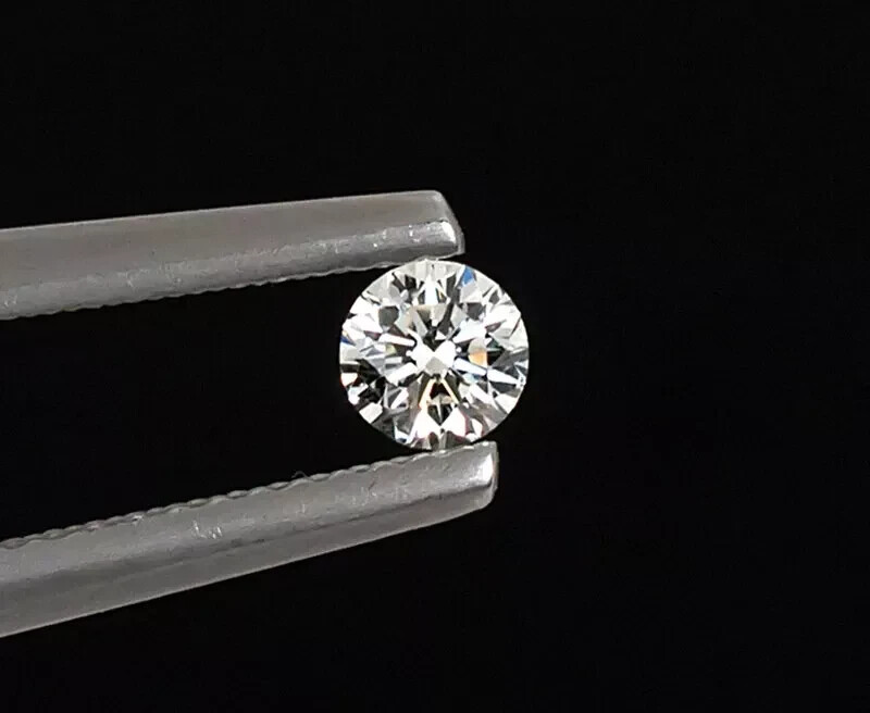 2.45 CT Natural White Diamond Round Cut 9 MM VVS1 D Grade IDGL Certified A3