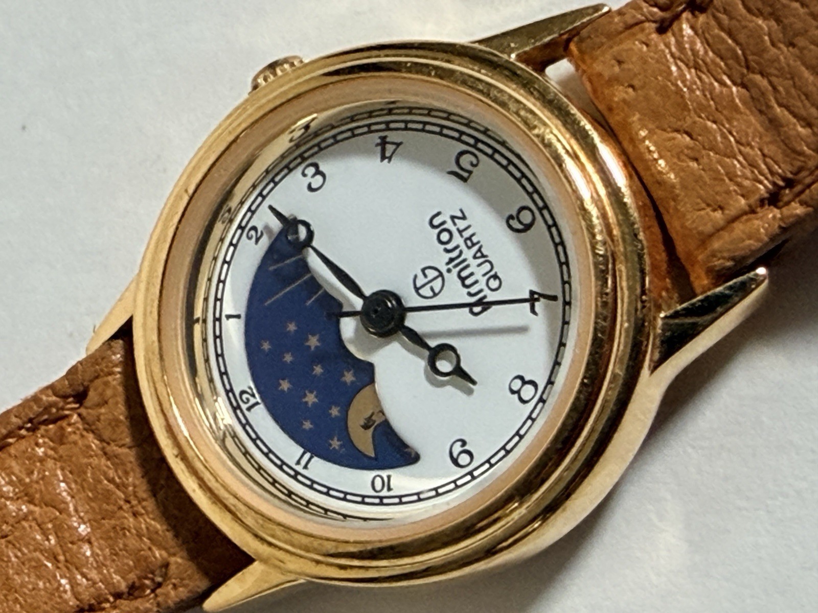 VTG Armitron Quartz Watch Women Moon Phase Gold Tone Leather Analog
