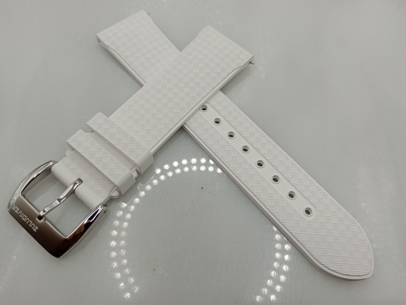 New 22mm Watchgecko Zuludiver HNBR Rubber Watch Strap White Quick Release 6B332