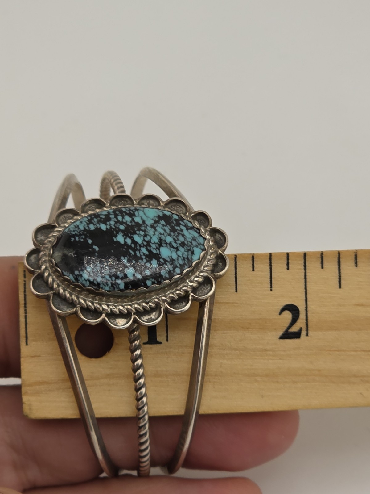VINTAGE NATIVE AMERICAN STERLING SILVER TURQUOISE CUFF BRACELET JJJ