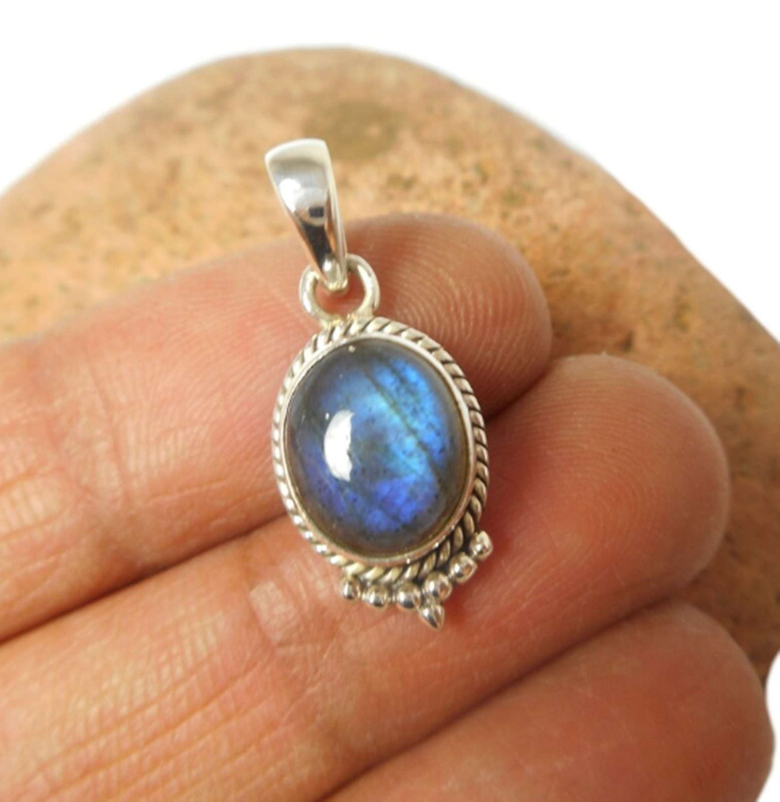 Labradorite Pendant 925 Sterling Silver Handmade Dainty Designer Pendant MK*