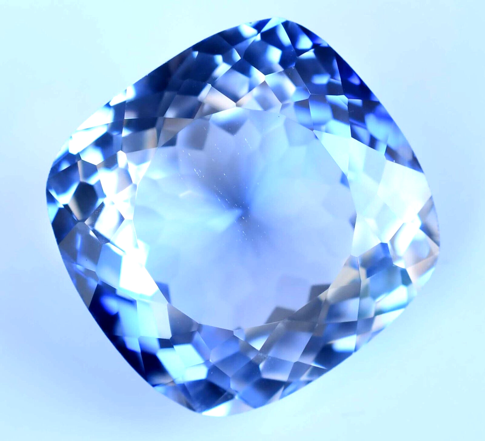 Natural Blue Sapphire 40.55 Ct FLAWLESS Certified Montana Treated Loose Gemstone