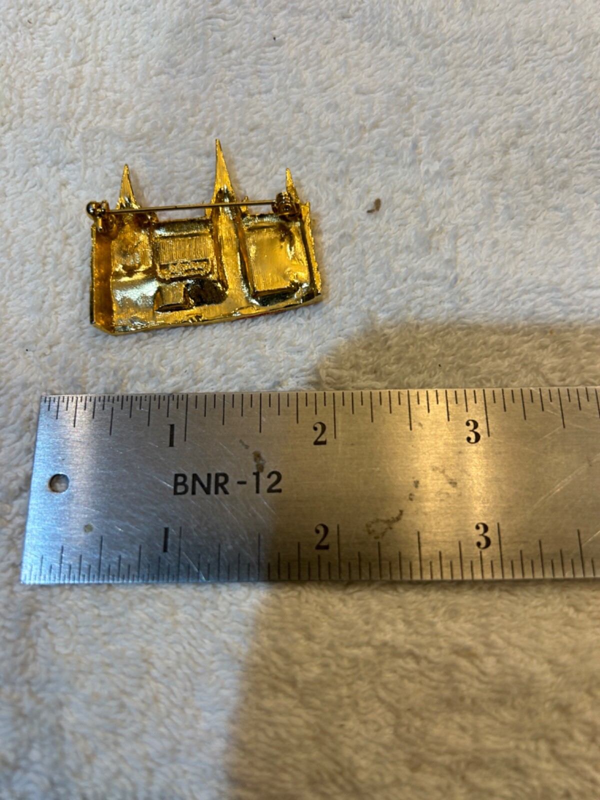 Vintage Bangkok Palace Pin