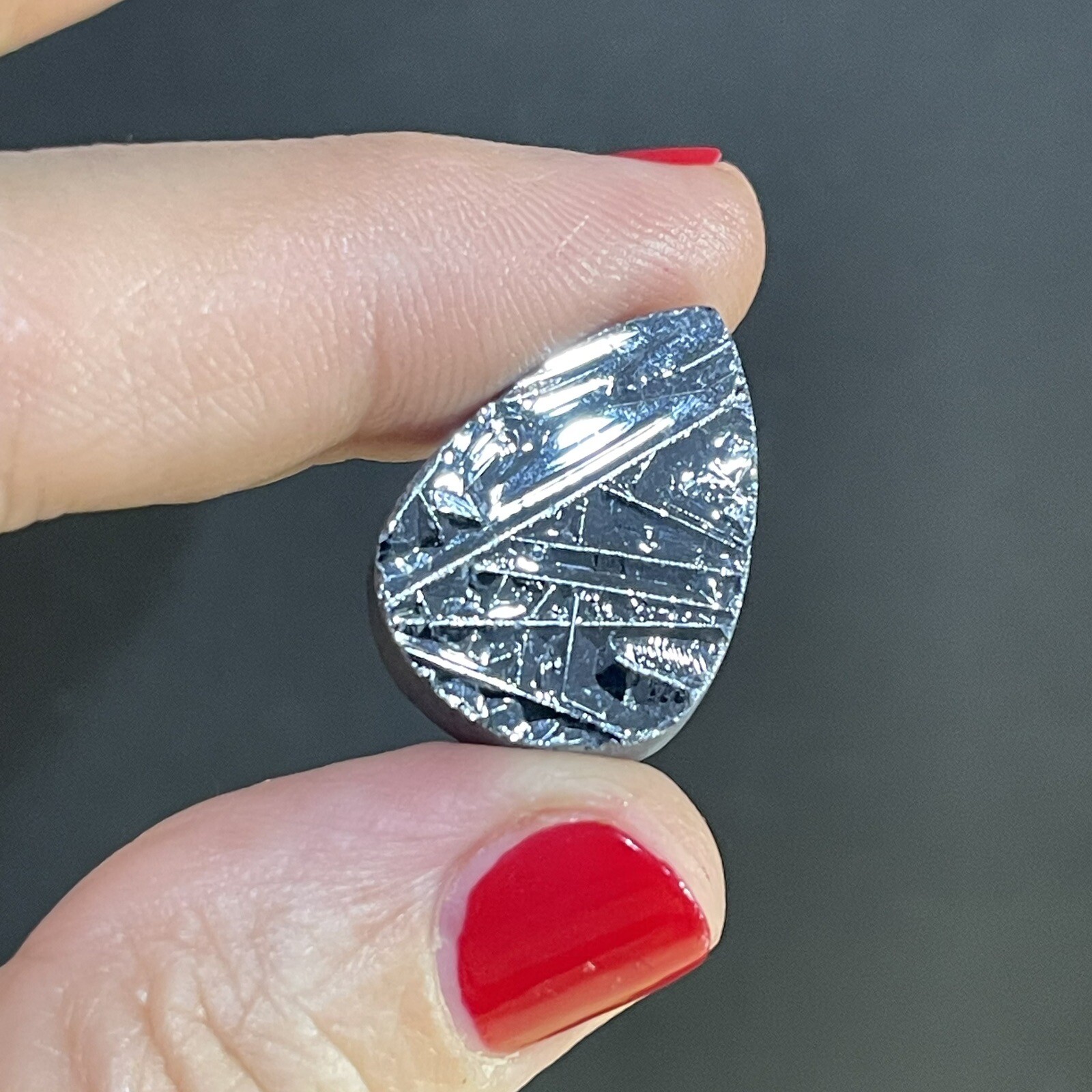 17ct 23x17x5.7mm Super Shiny Siliconite Silicon Teardrop Cabochon Loose Gemstone