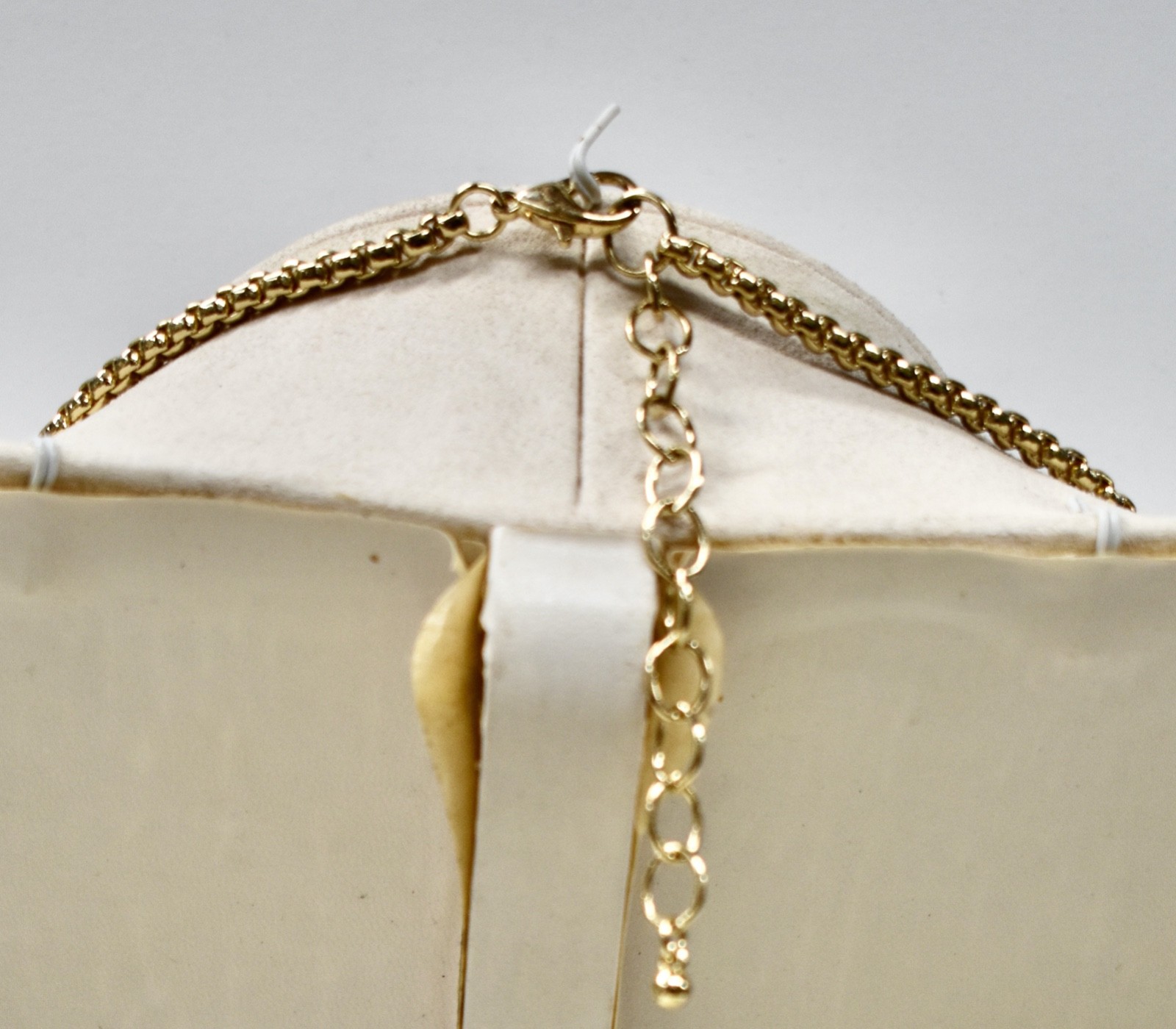 Vintage Chain and rhinestone goldtone Sautoir Necklace Long Flapper 21 in. drop