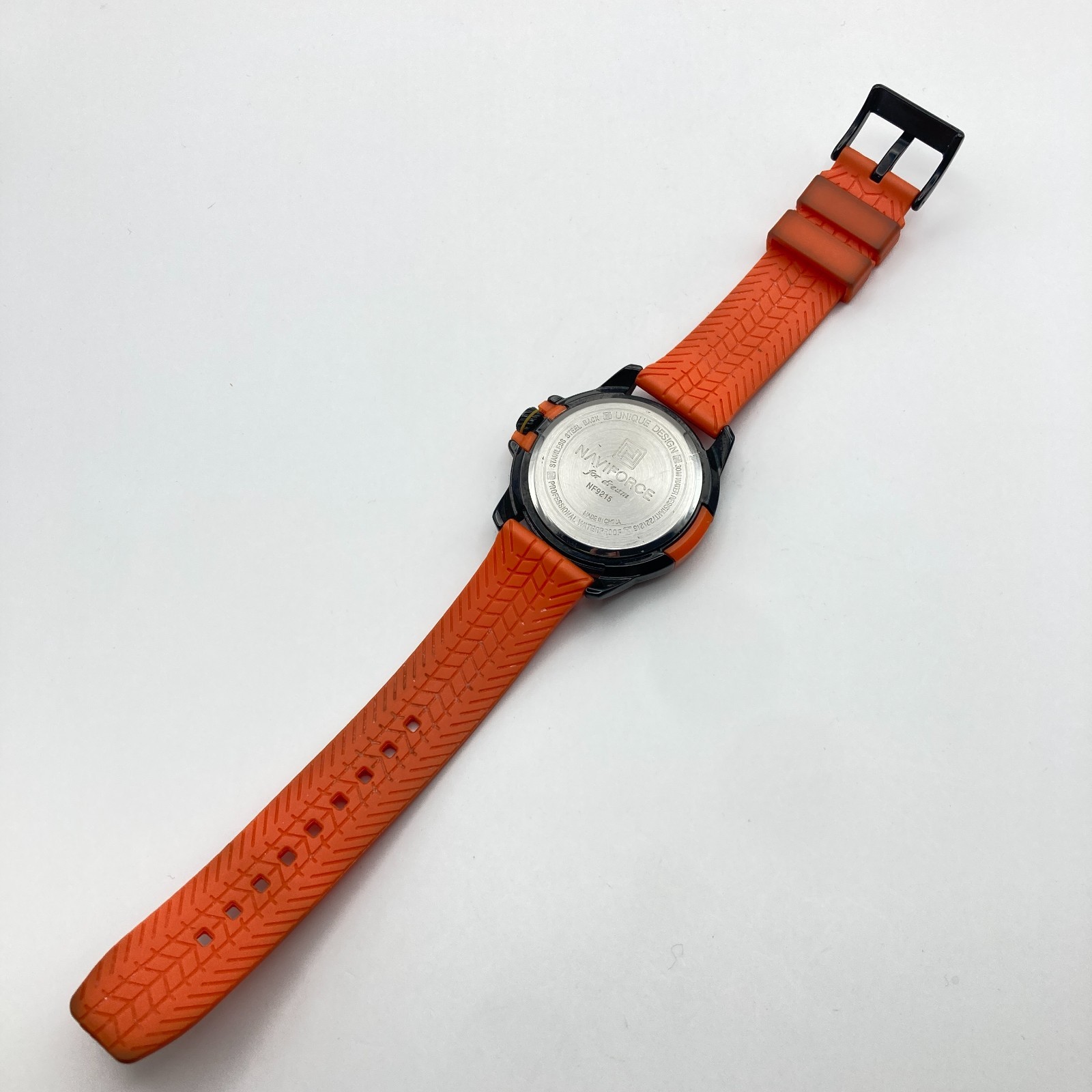 Naviforce Men’s Watch 43mm Black Orange Day Date 30M WR New Battery 9.5″