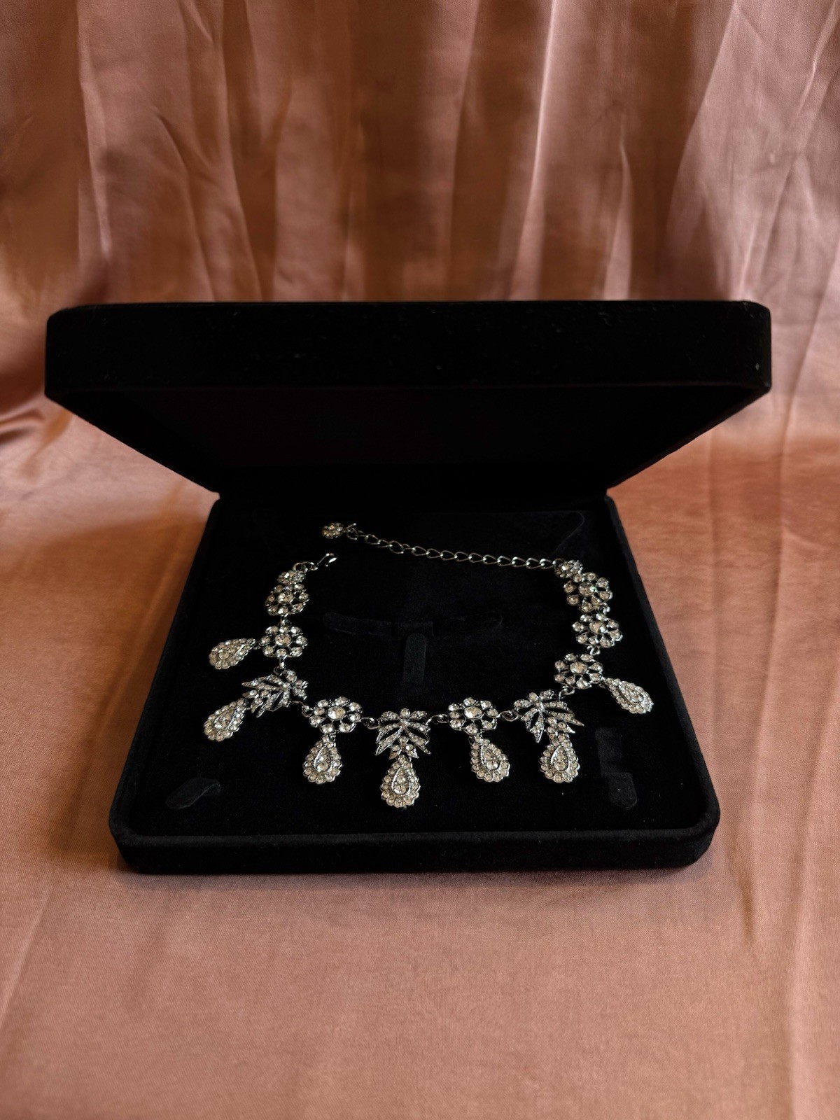 KJL Let Them Eat Cake Full Necklace Marie Antoinette Liz Taylor Kenneth Jay Lane