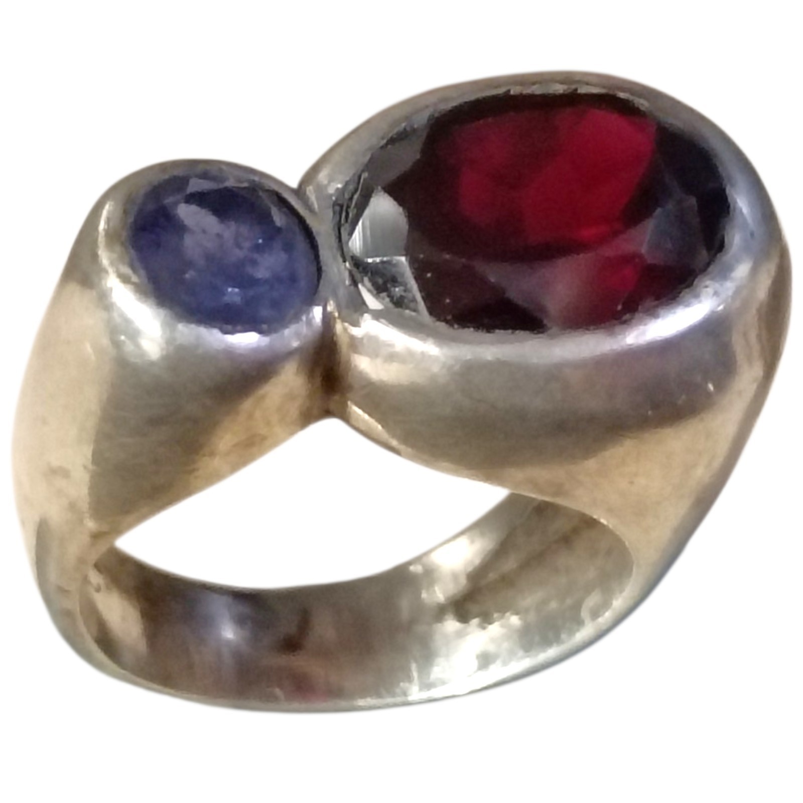 Modernist Sterling Silver Garnet/Tanzanite Ringsz6.25