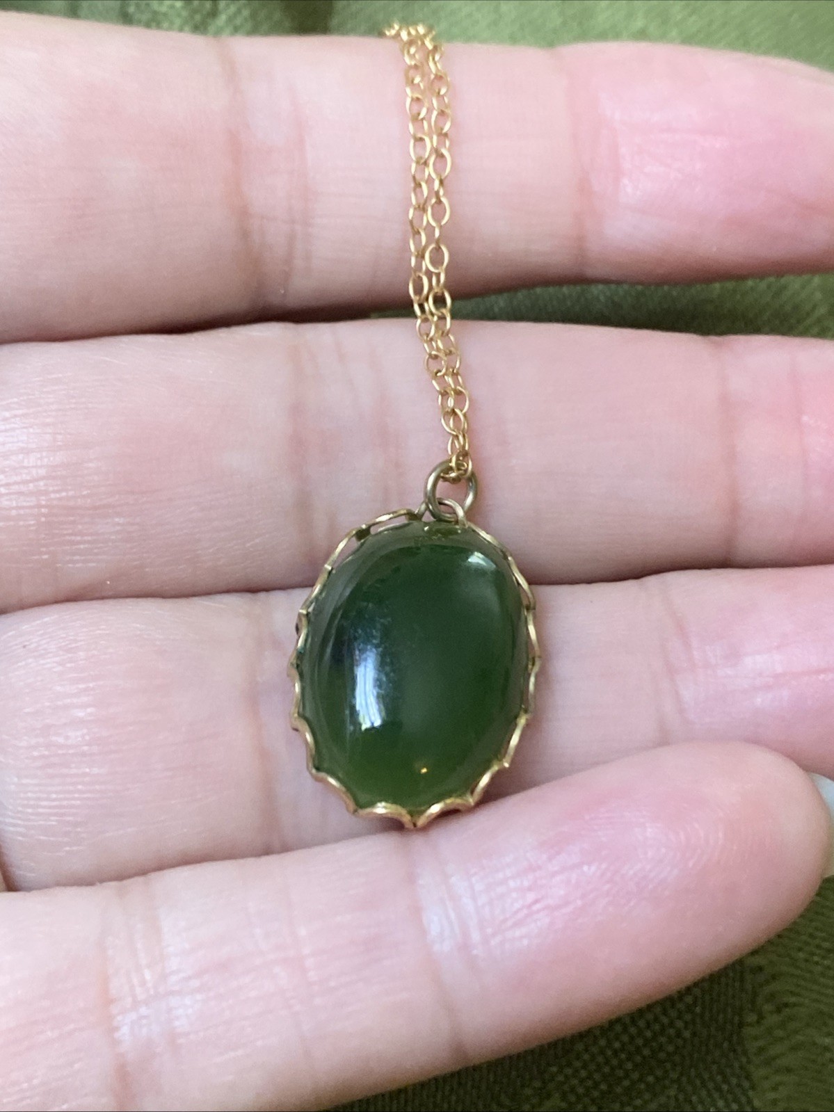 Vintage Mid Century 12K Gold Filled Green Jade Necklace 16”
