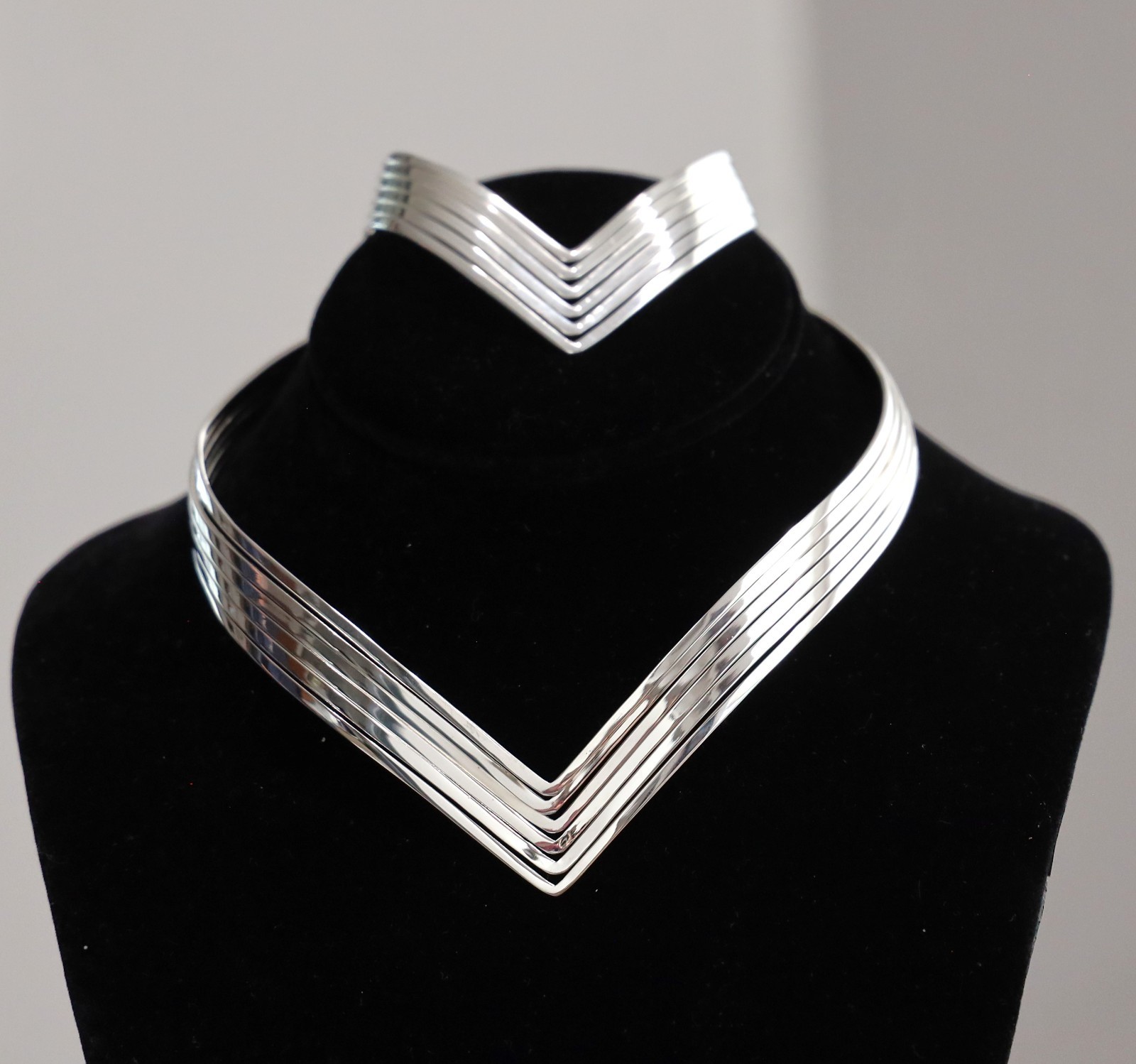 Choker/ Silver Plated Necklace FREE Matching Bracelet V Shape 6 Strand