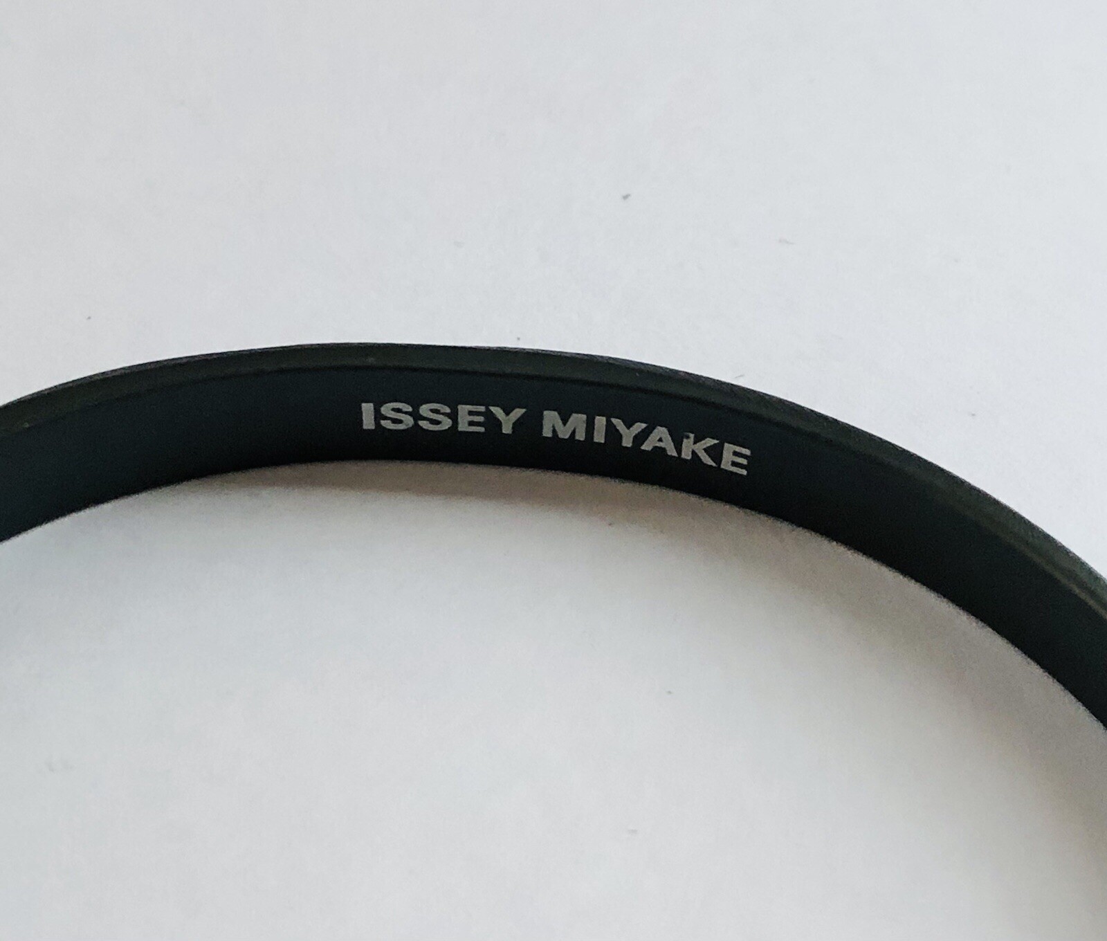Signed ISSEY MIYAKE Grey Slate Dark Pewter Tone Metal Bangle Bracelet