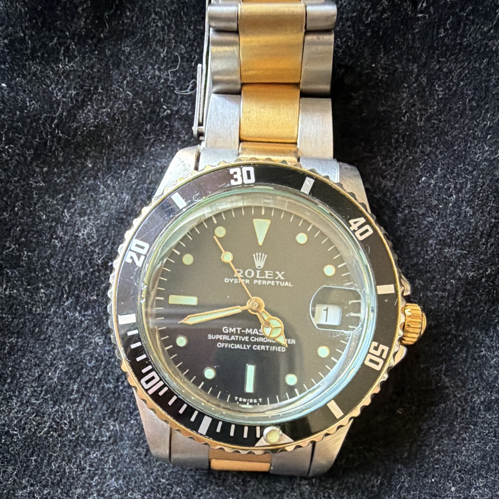Rolex GMT-Master Black Dial Two-Tone Steel Bracelet Black Bezel Date Auto