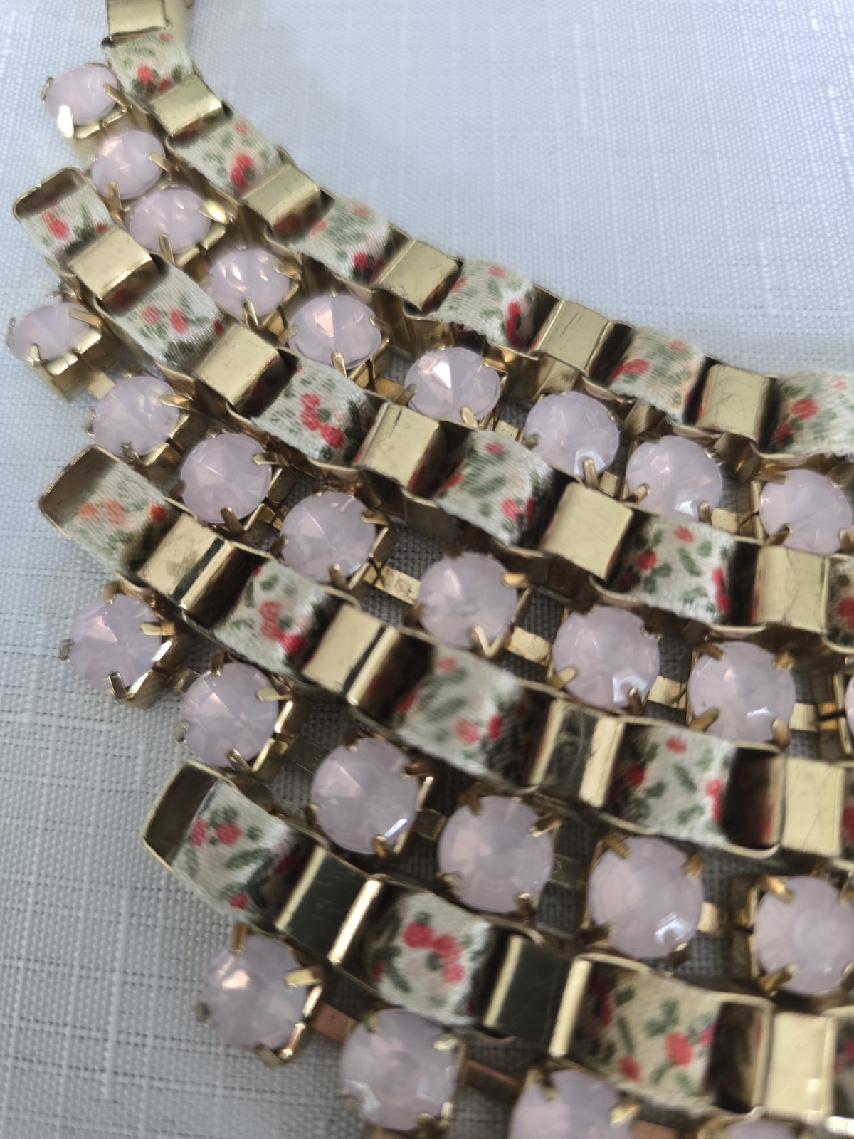 INC Internation Concepts Necklace Bibb Fashion Jewelry Mixed Media Floral
