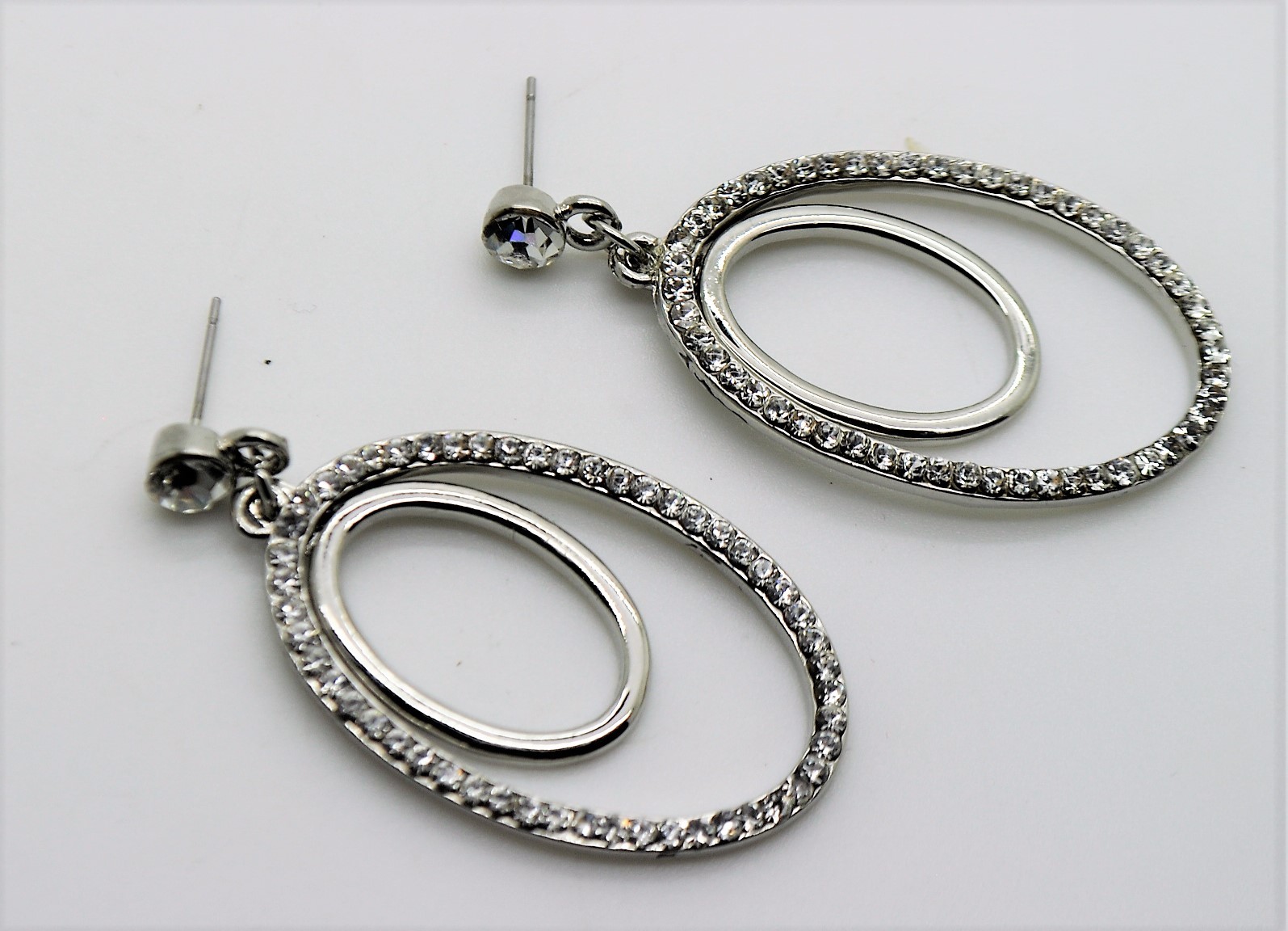 C335 Modern Style Rhodium Plated Clear Rhinestone Wedding Drop Fashion Earring