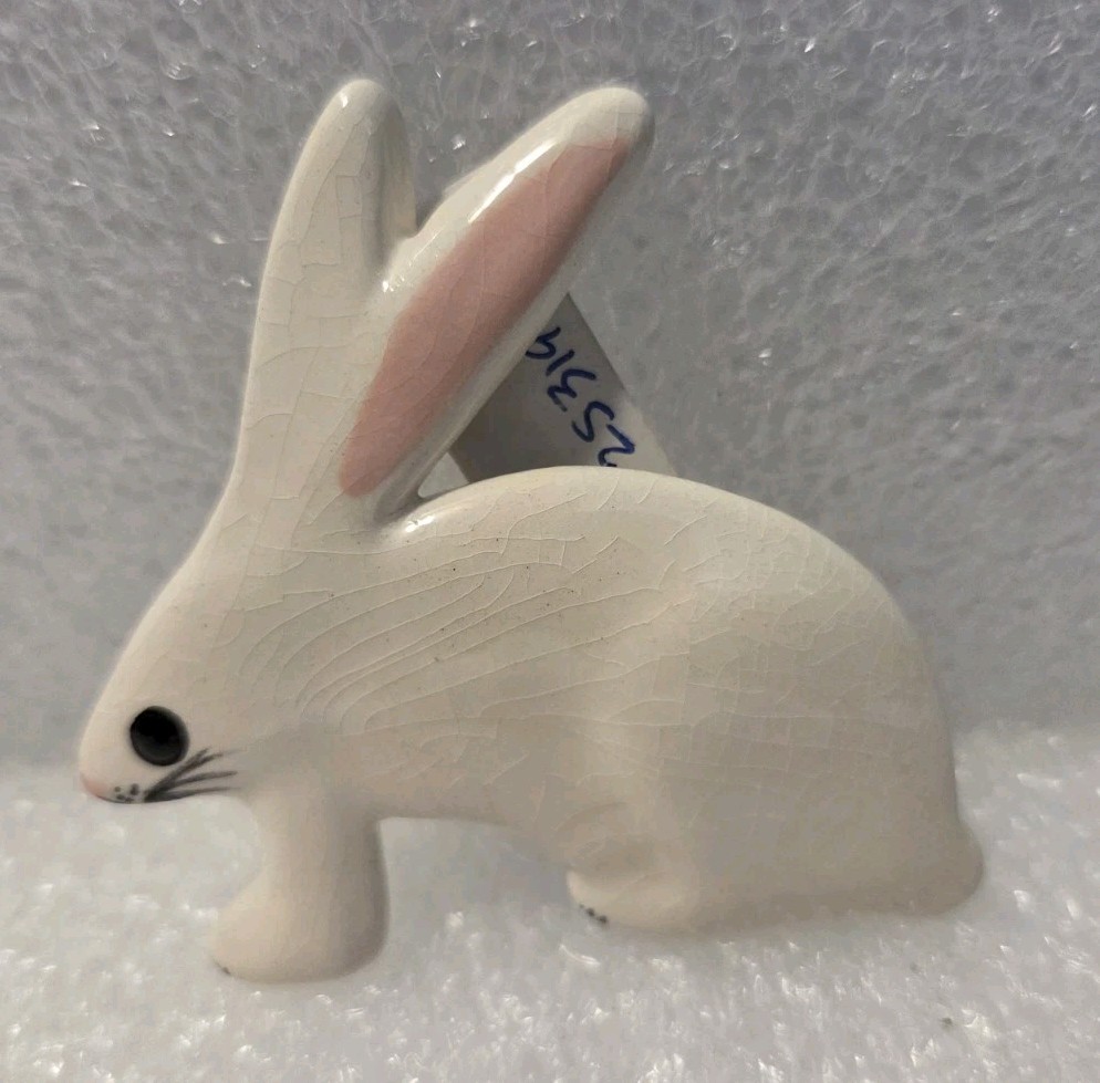 VTG BIG Brooch Pin Signed Ruby Z Bunny Rabbit Ceramic Enamel Jewelry White