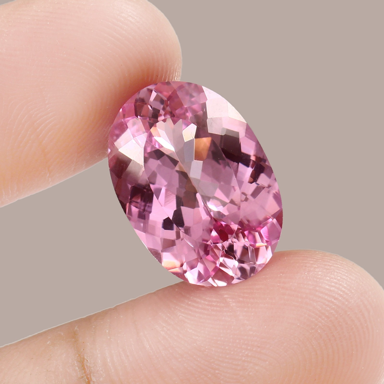 Natural Flawless Ceylon Padparadscha Sapphire Oval Cut Loose Gemstone 15.50 Ct