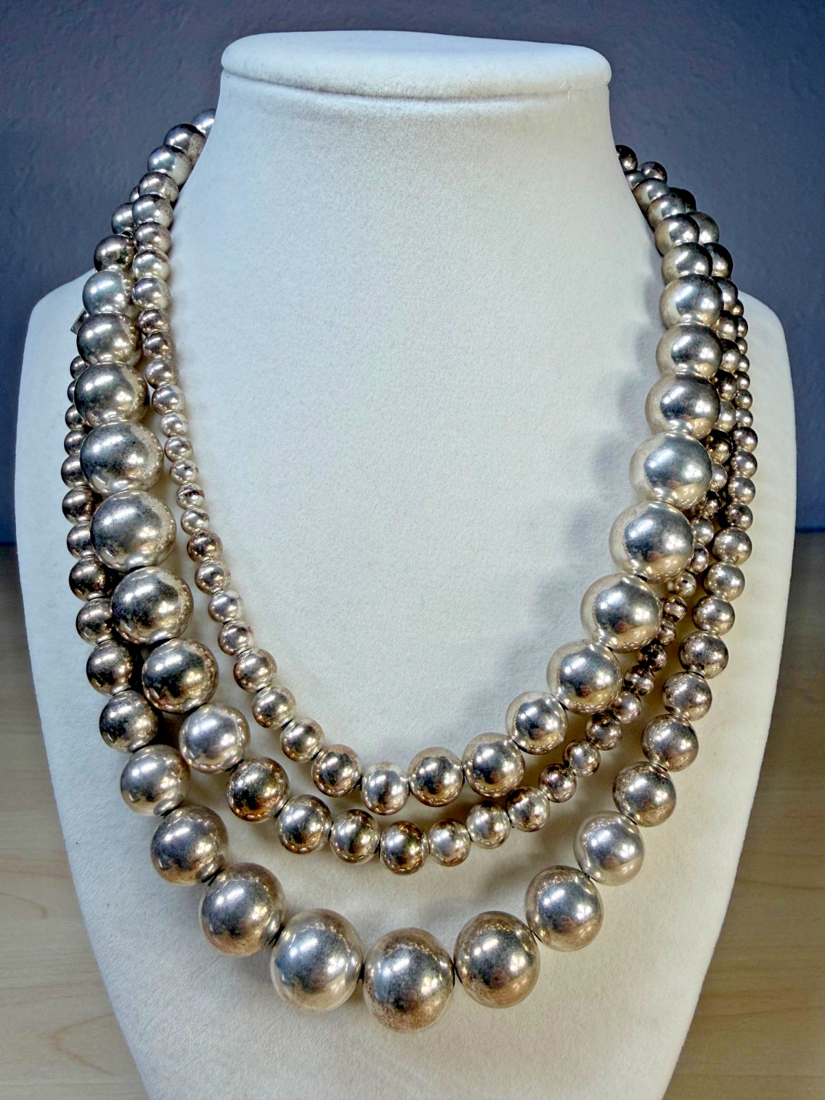 Robert Lee Morris RLM Studios Sterling Silver LARGE Graduated Bead Necklace 55in