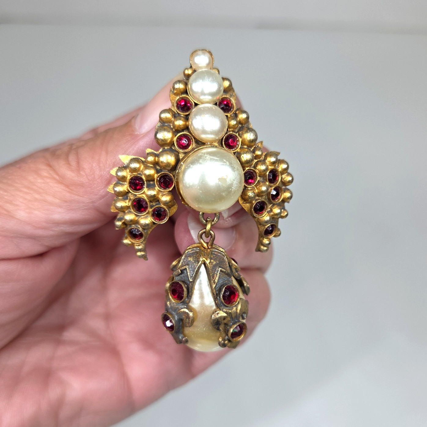 Henry Perichon Baroque Pearl Rhinestone Dangle Brooch Pendant France 1950s-1960s