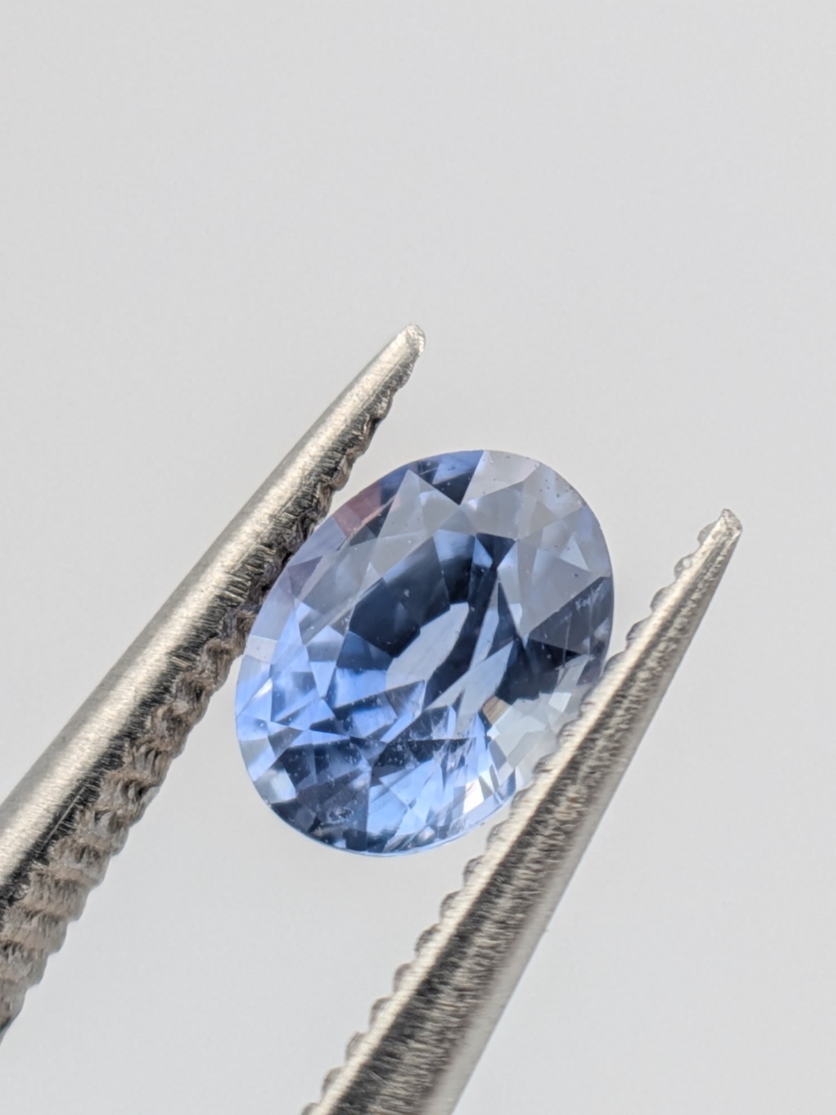 0.57 CT Natural Cornflower Mist Blue Sapphire – Oval Cut Loose Gemstone