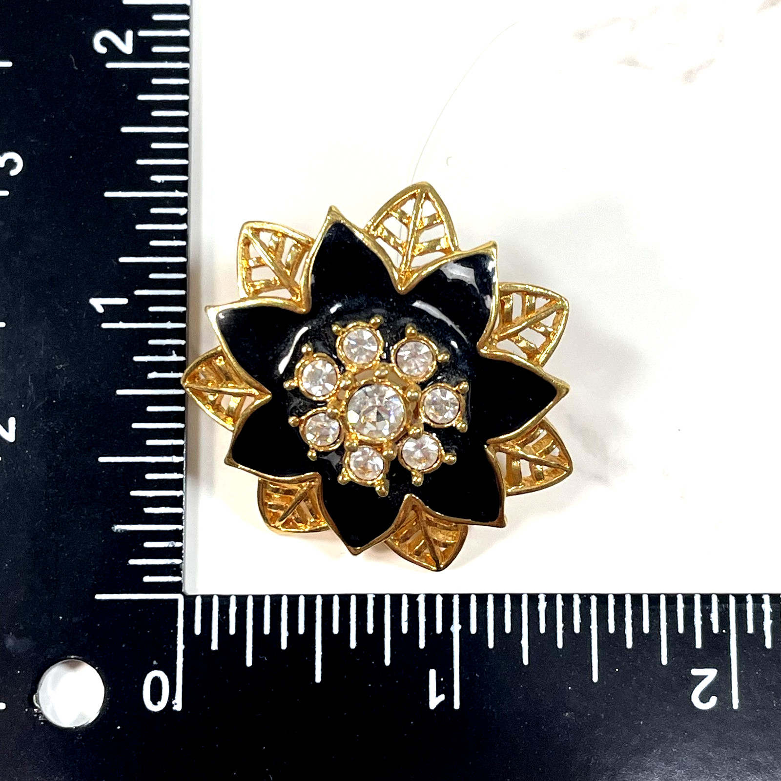 Vintage Oscar de la Renta Signed O Logo Gold Black Enamel Flower Post Earrings