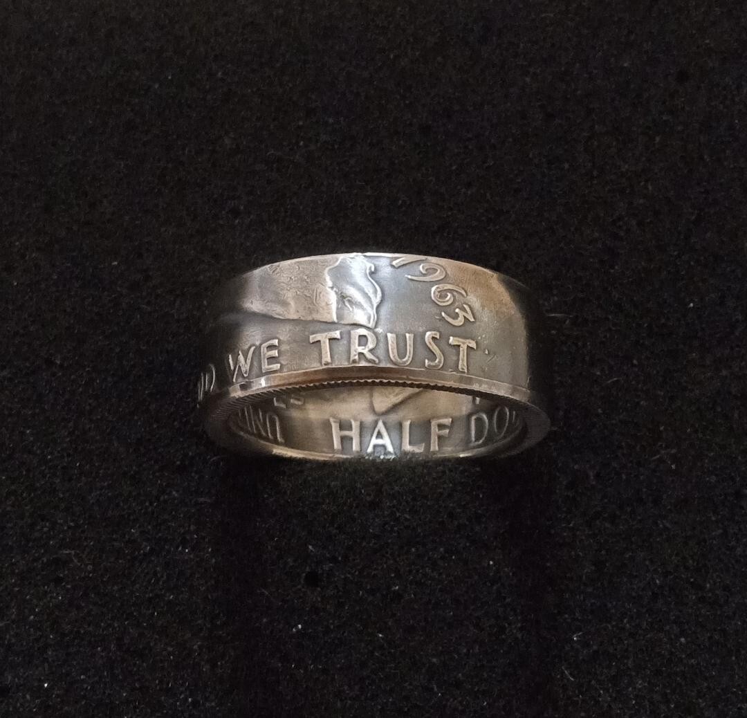 FRANKLIN HALF DOLLAR COIN RING. 90% SILVER. SIZES 9 TO 14. 1948 TO 1963