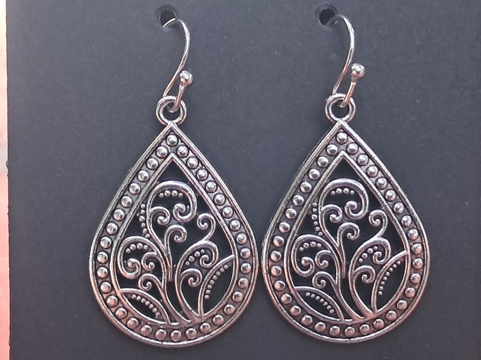 Silver Tone Teardrop Fashion Earrings Scrollwork Beaded Dot Border Boho Dangle