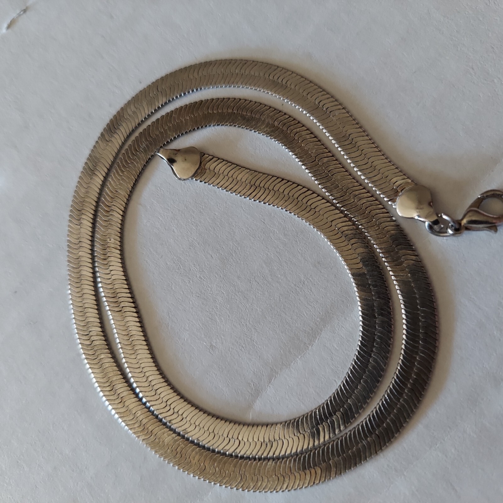 TE AMO Vintage Silver Tone Metal Herringbone 1/4 Inch Wide Necklace 18 Inch Long