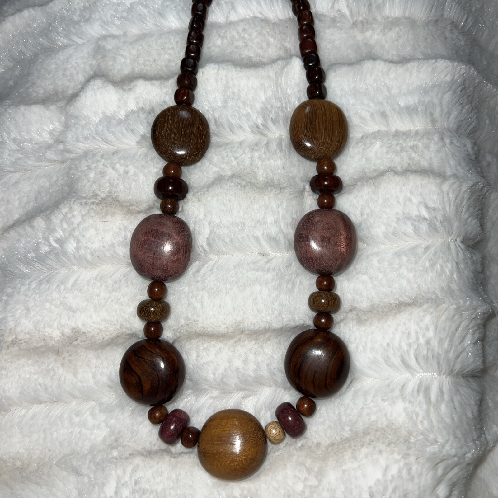 Exotic Wood Necklace Made in Costa Rica 19″ Sr y Sra Ese New Nos Vtg