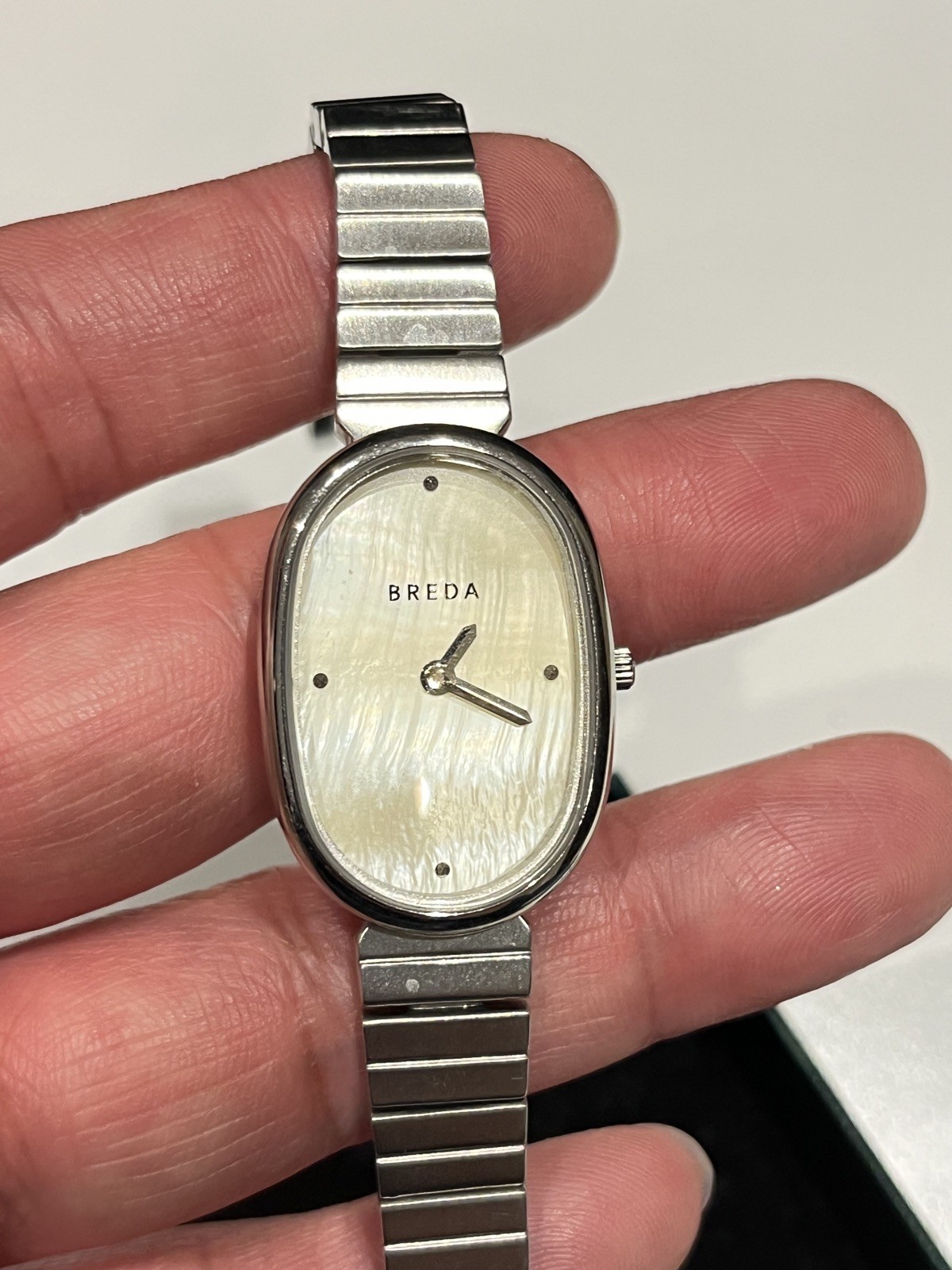 BREDA JANE 1741a ladies watch quartz Bracelet shell Silver