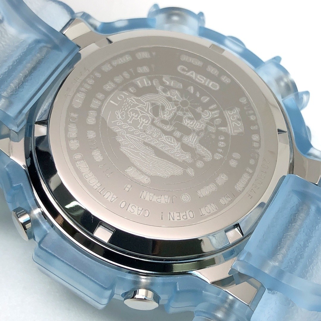 G SHOCK GW 8202K 2 FROGMAN ICERC 35th Anniversary Dolphin Whale Blue Gradient Re