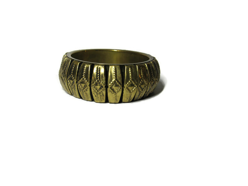 Vtg Wide Bangle Bracelet Brass Repousse Diamond Shape Pattern 1940’s