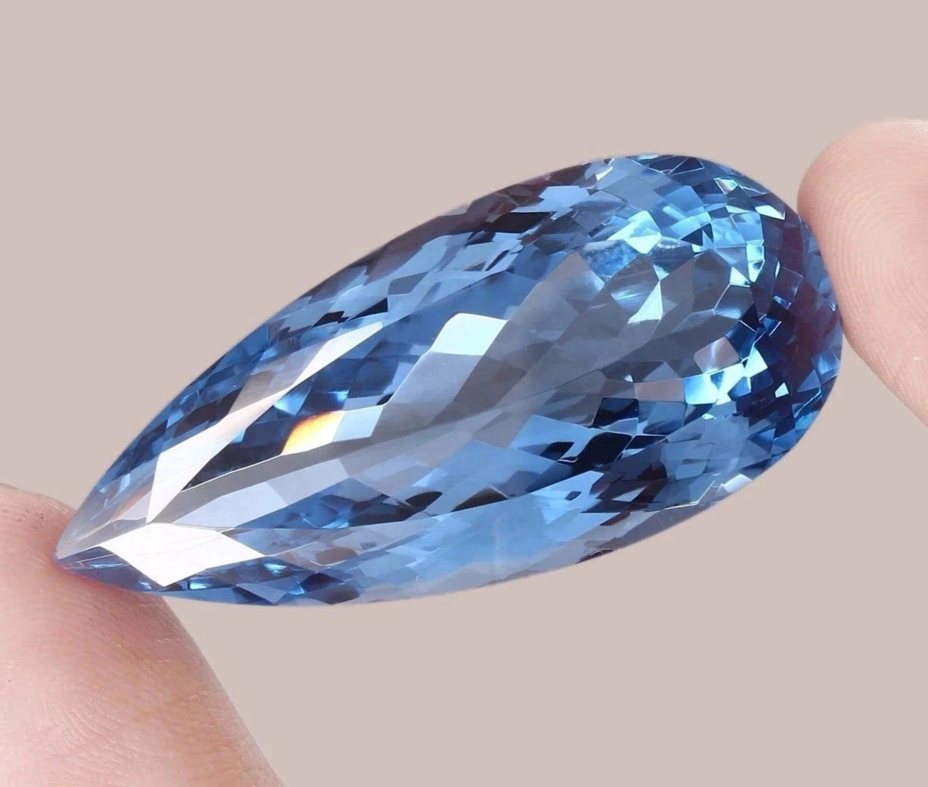 Amazing Natural 20.7 Ct+ Pear Cut Blue Color Aquamarine Loose Gemstone Certified