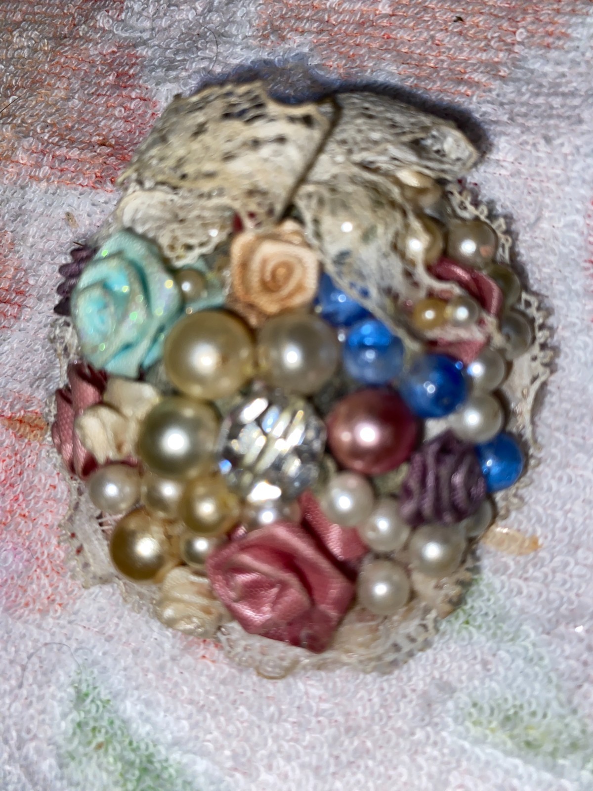 Handmade Vintage bead fabric rose Cluster Lace pearl Brooch OLD