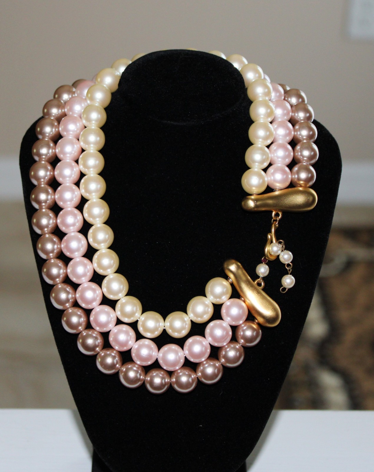 Vintage Faux Pearl Triple Strand Chocker Necklace