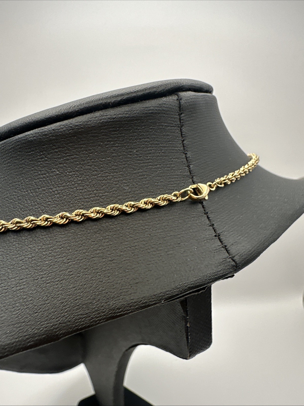 46.5cm 10.3g Vintage Hallmarked 9ct Rope Twist Chain Solid Gold Necklace 375 9K