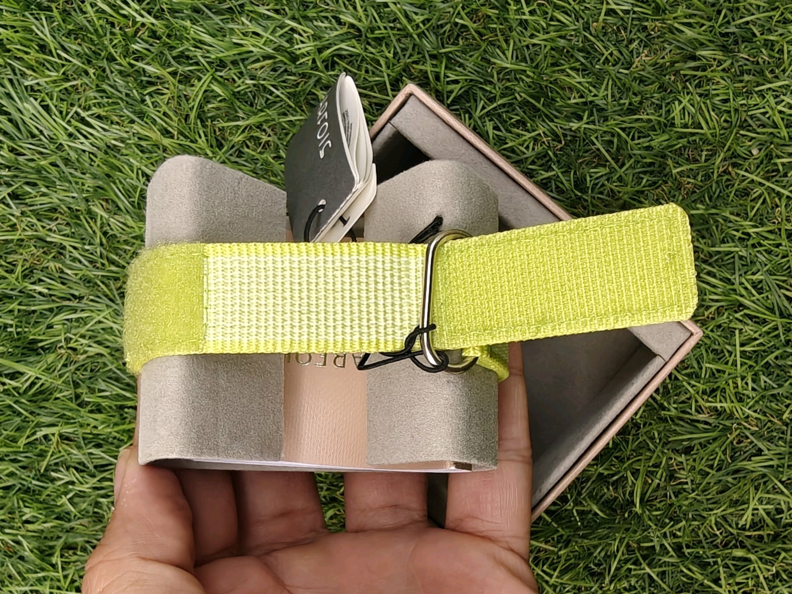 Parfois Watch Stainless Steel Back Quartz Movement Green Strap – New