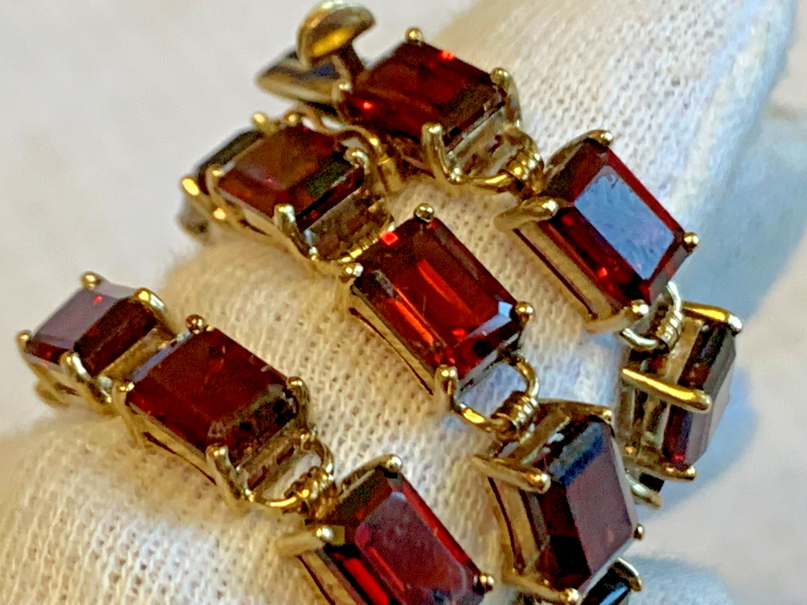 14K Yellow Gold Bracelet 11.41g Fine Jewelry 7.25″ Garnet Color Stones *READ*