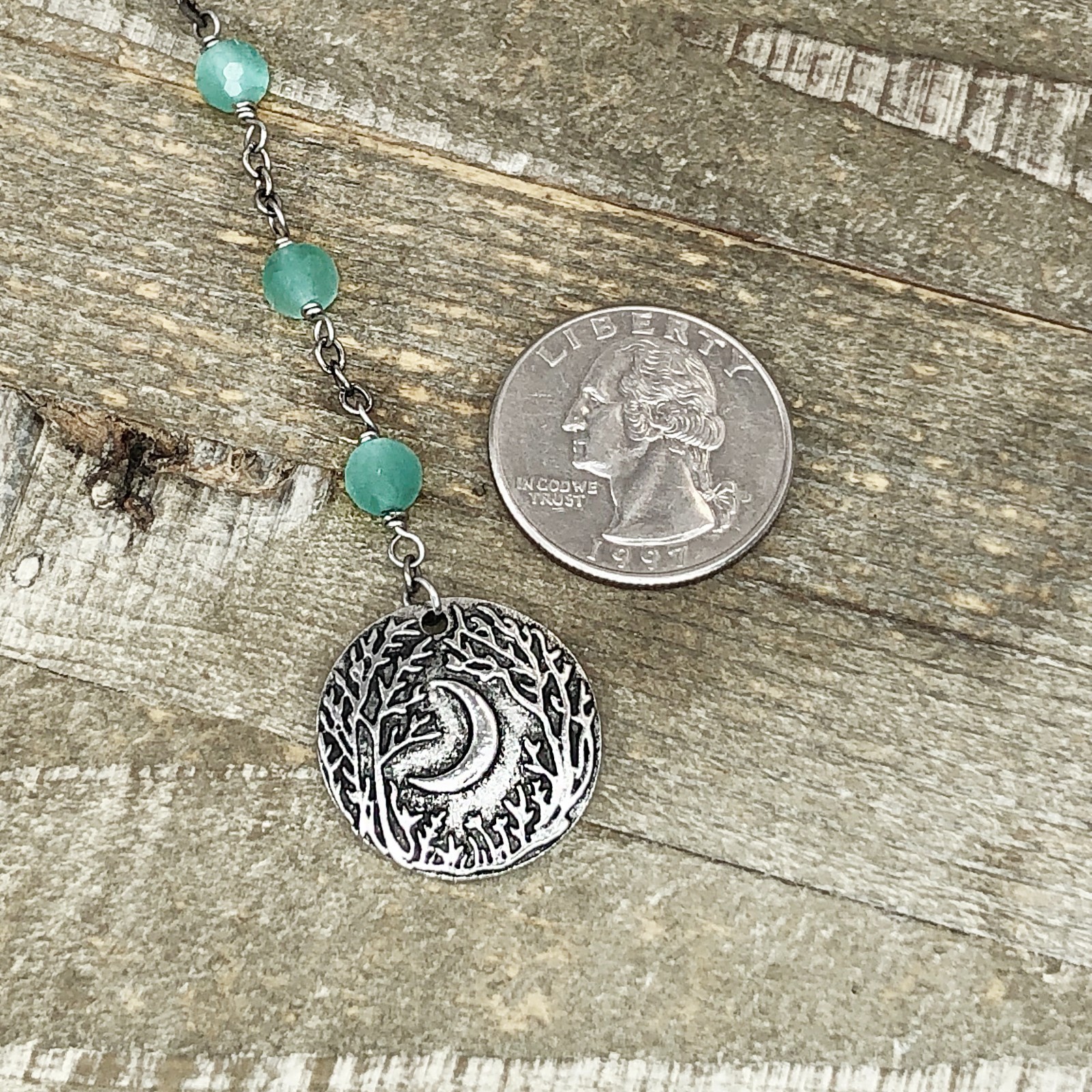 Faceted Green Cat’s Eye Y Choker with Silver Autumn Moon and Stars Pendant