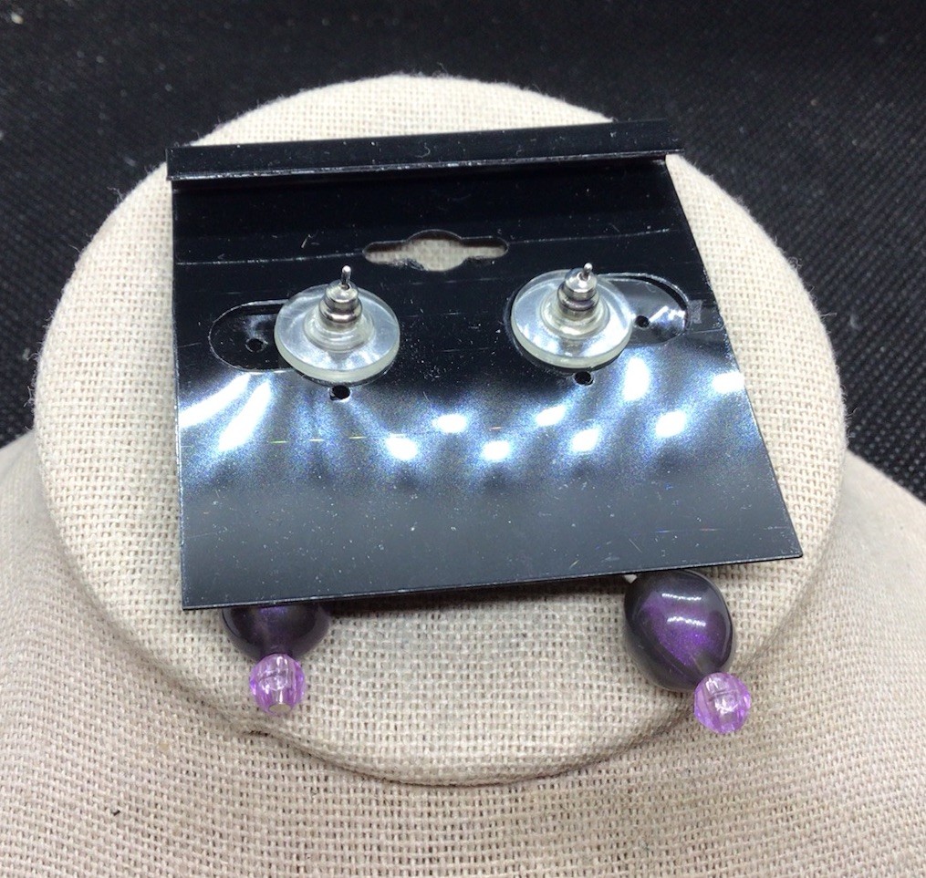 Artisan Handcrafted Shades of Purple Plastic Beaded/Silver Beaded Earrings G094