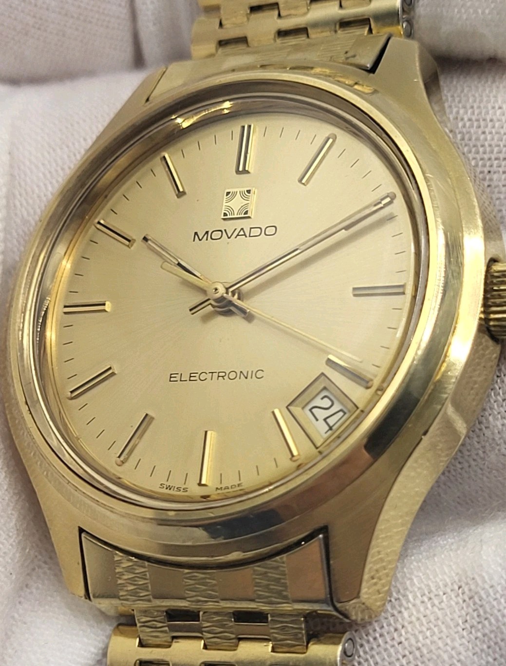 1972 SWISS [N. MINT] Zenith Movado Electronic Tuning Fork ESA 9162 mens watch