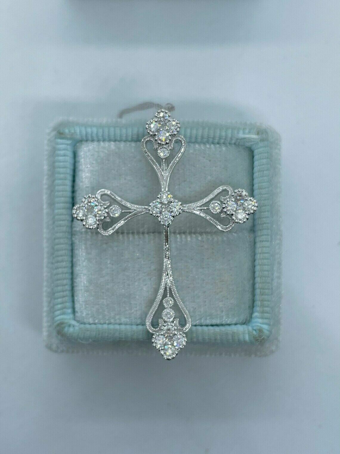 1Ct Round Cut VVS1/D Diamond Cross Pendant 14K White Gold Finish 18″ Free Chain
