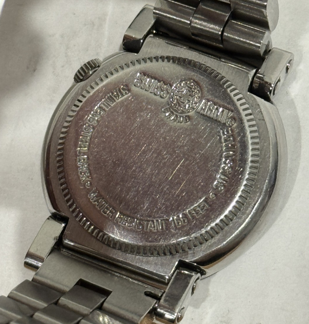 Vintage Rare Victorinox Swiss Army Delta 29mm Women Watch w/ 5cm Steel Bracelet