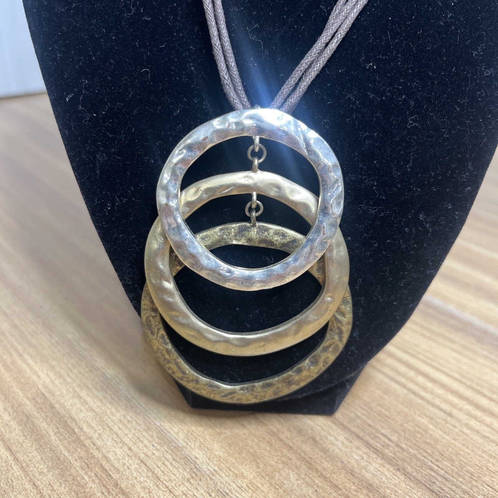 Chico’s Triple Circle Enamel & Goldtone Metal 2 Strand Leather Necklace