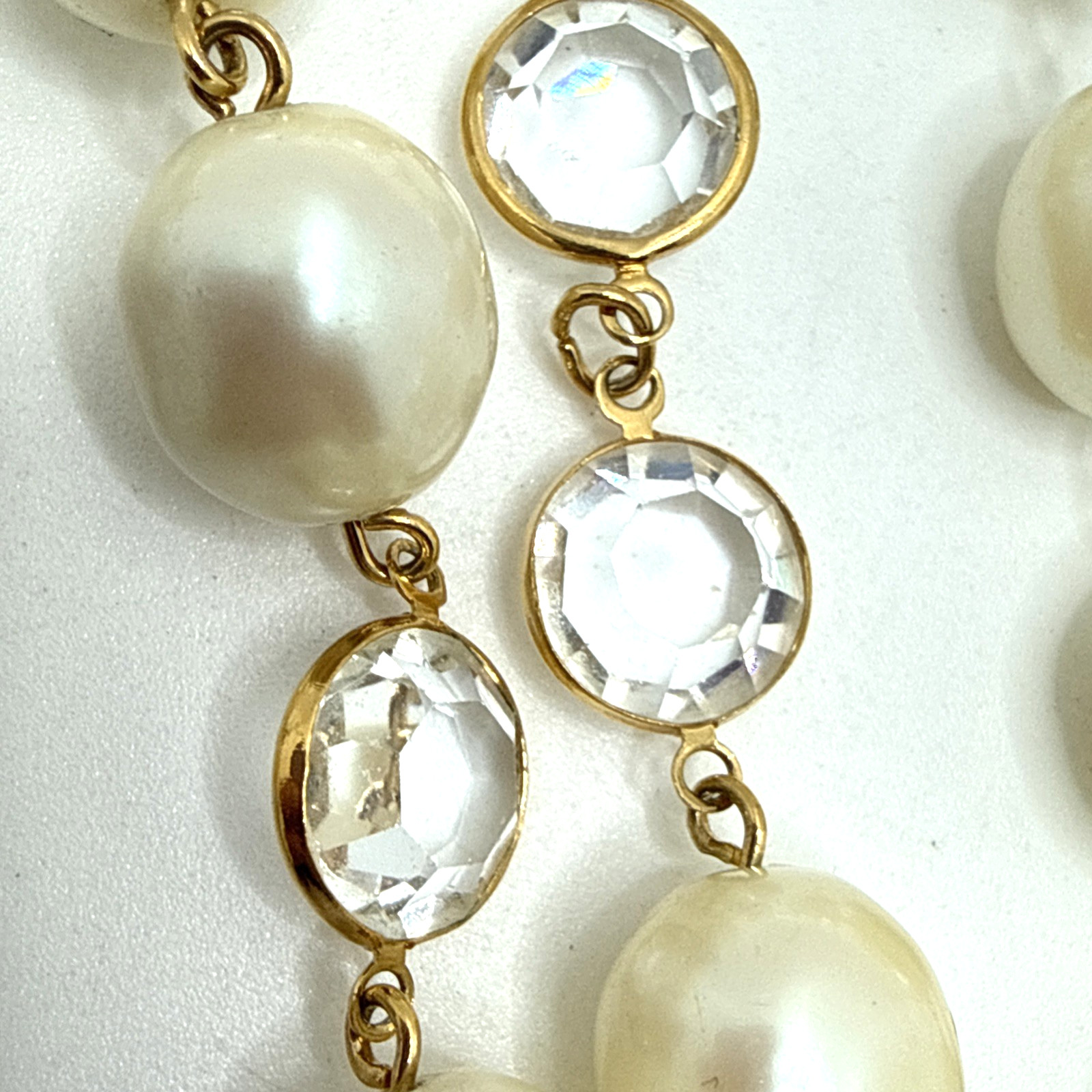 Vintage 80s GIVENCHY Bijoux Faux Baroque Pearl Clear Crystal Bezel Necklace 24″