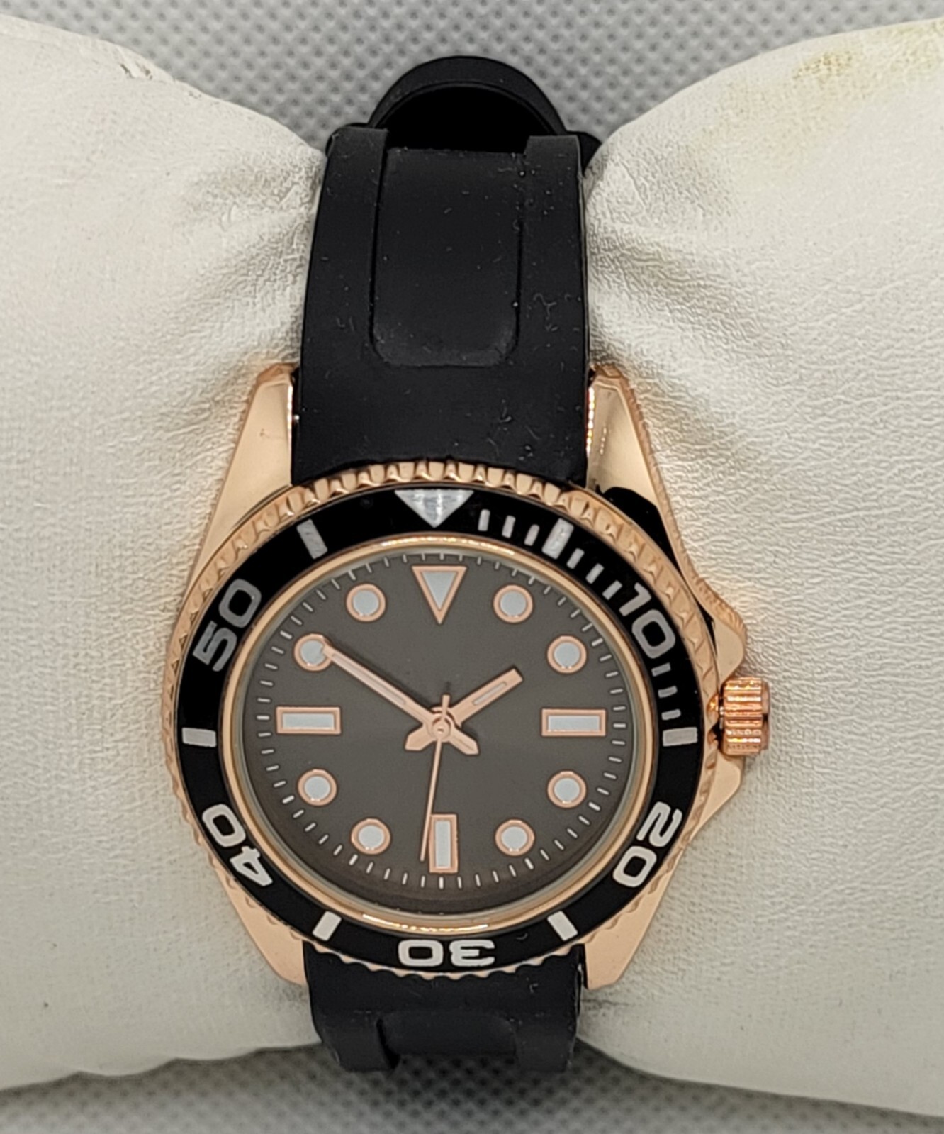 Ladies Casual Sport Trendy Round Rose Gold Tone Black Poly Band Analog Watch I9