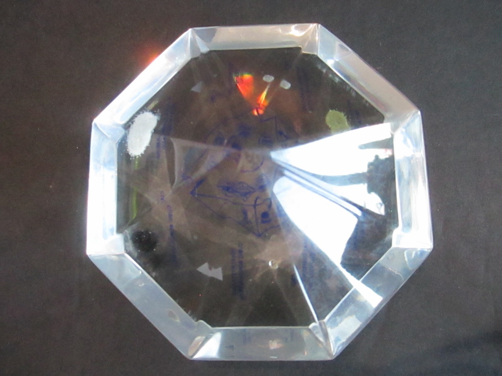 Vtg LARGE 4 1/2″ Diameter Diamond Faceted Counter top Store Display Jewelry C39