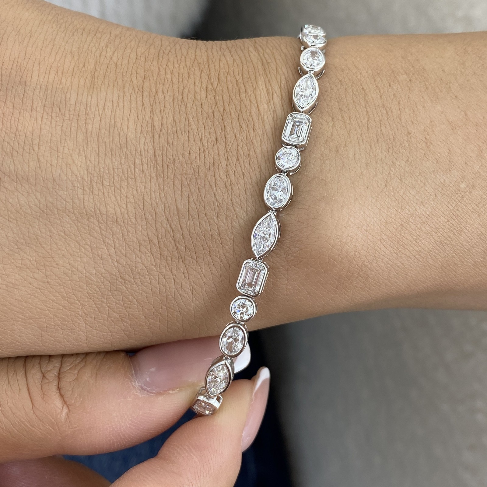 14k White Gold Multi Cut Lab Grown Diamond EF/VS-SI Tennis Bracelet For Propose