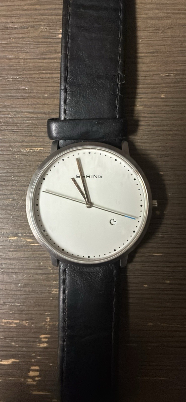 Bering Quartz Analog Wristwatch White Dial Black Leather Strap 30m