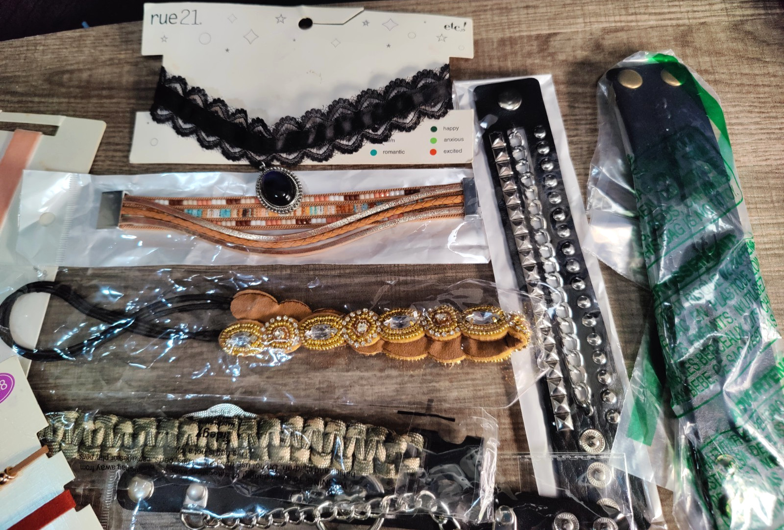 Bulk Jewelry Lot 10+ pc Mixed Choker Bracelets Boho Grunge Y2K Resell Wear